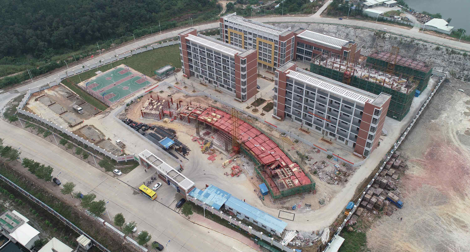 6、2019_1025_162330A開平市（翠山湖）職教中心二期項(xiàng)目乘勢(shì)而上、破土動(dòng)工。.jpg
