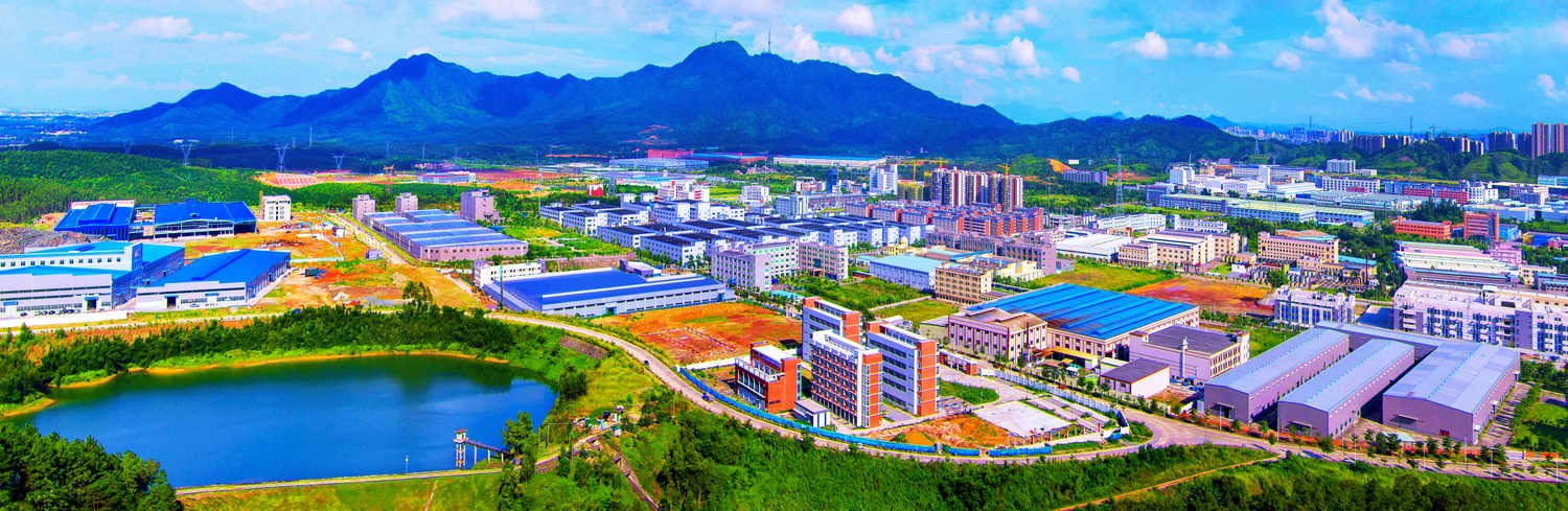 1、江門翠山湖高新技術(shù)產(chǎn)業(yè)開發(fā)區(qū)，依山靠水、環(huán)境優(yōu)美（黃錫球攝）_調(diào)整大小.jpg