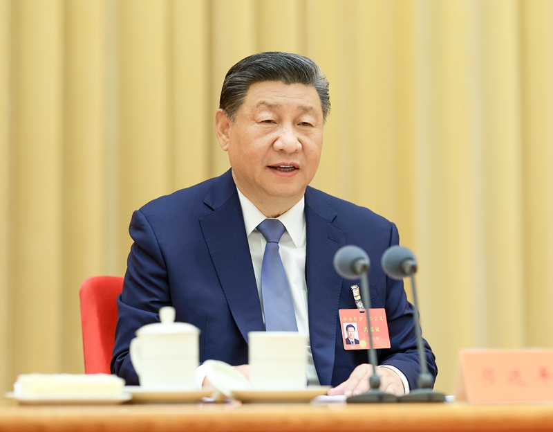 ??12月11日至12日，中央經(jīng)濟(jì)工作會(huì)議在北京舉行。中共中央總書記、國家主席、中央軍委主席習(xí)近平出席會(huì)議并發(fā)表重要講話。