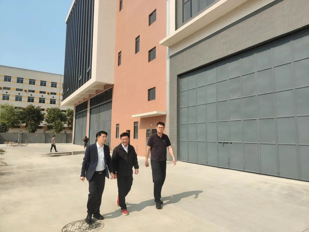 開平市副市長李青汶深入翠山湖項目現(xiàn)場督導檢查